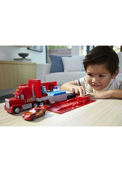 Pixar Cars Dönüştürülebilir Mack Oyun Seti HDC75 fiyatları