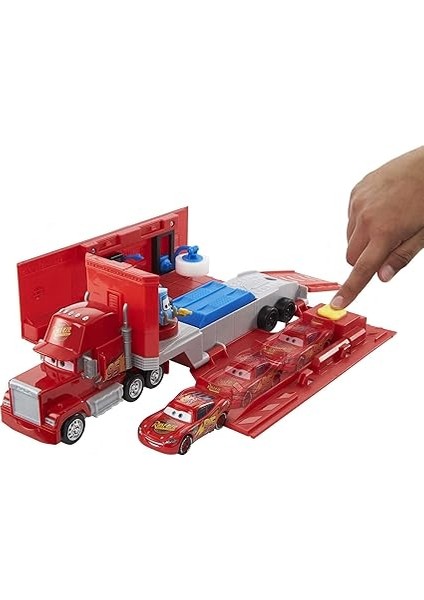 Pixar Cars Dönüştürülebilir Mack Oyun Seti HDC75 modelleri
