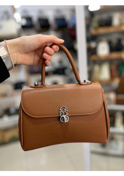 67-8131 Kadın Omuz ve Kol Çanta-Taba modelleri