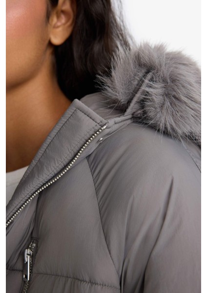 Su Geçirmez Regular Fit Kapüşonlu Fermuarlı Parka F2965AX25WN