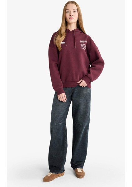 Oversize Geniş Kalıp Kapüşonlu Sırt Baskılı Sweatshirt G3874AX25WN fiyatları