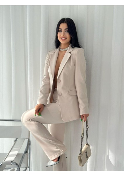 Kadın Düğmeli Blazer Ceket Pantolon Takım Elbise modelleri