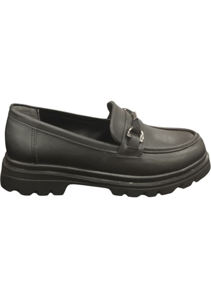 581834Z Yumuşak Iç Pedli 3 cm Topuk Boyu Günlük Kadın Loafer Ayakkabı