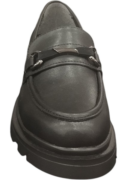 581834Z Yumuşak Iç Pedli 3 cm Topuk Boyu Günlük Kadın Loafer Ayakkabı modelleri