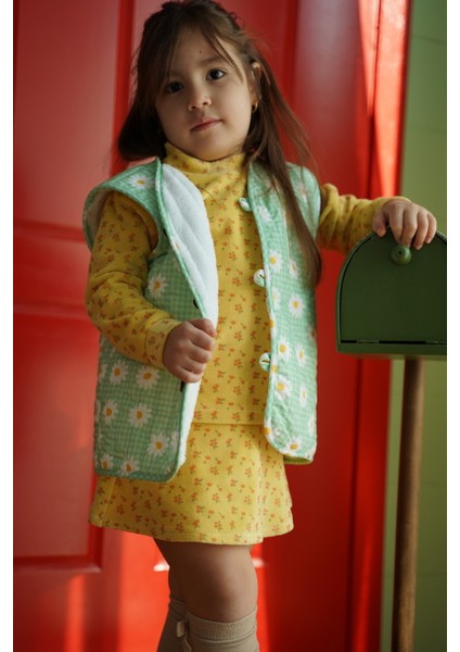 Papatya Desenli Yeşil Peluş Bebek Yeleği fırsatları