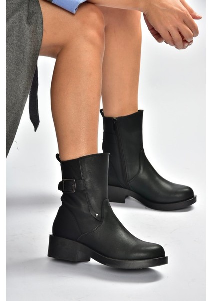 V674121309 Siyah Alçak Topuklu Içi Tüylü Kadın Bot fiyatları