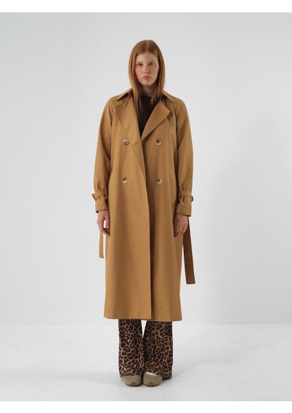 Kadın Camel Formunu Koruyan Regular Fit Trençkot