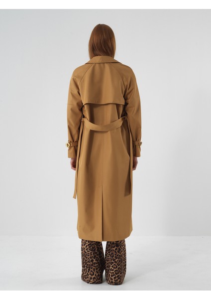 Kadın Camel Formunu Koruyan Regular Fit Trençkot