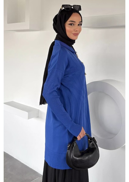 Gülseli Polo Yaka Kendinden Desenli Tesettür Triko Tunik P-00018951