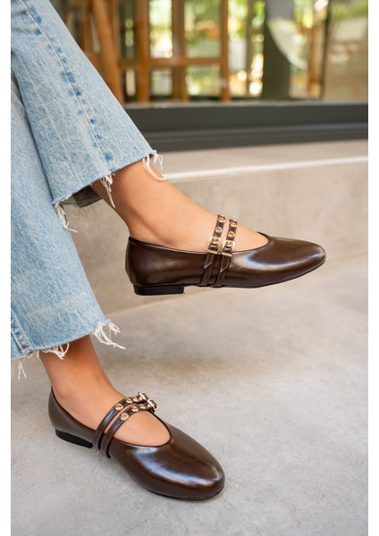 Pari Acı Kahve Deri Gold Tokalı Babet modelleri