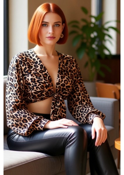 Kadın Ekru V Yaka Ispanyol Kol Dokuma Bluz Süper Crop Kesimiyle Plajlarda Göz Kamaştırın ve Ferah fırsatları