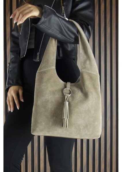 Kum Hakiki Dana Süet Püsküllü Manyetik Kapaklı Orta Boy Günlük Omuz Çantası fırsatları