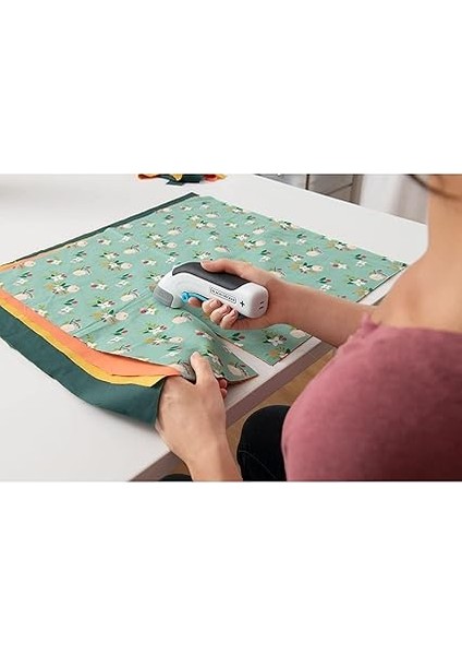 + Decker Hobi Serisi 3.6 V 1.5AH Makas, BCSC115-XJ indirimleri