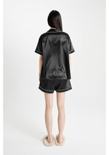 Saten Pijama Takımı Kısa Kollu Üst Esnek Belli Şort-Fall In Love D0915AX24SM indirimleri