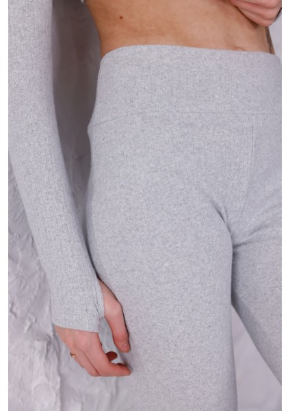 Kadın Ispanyol Paça Pantolon Uzun Kollu Parmak Geçirmeli Crop Takım fırsatları