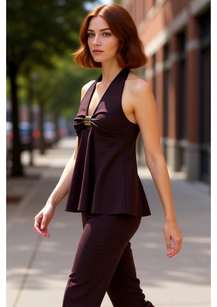 Kadın Metal Aksesuarlı Halter Yaka Büzgülü Üst Şık ve Konforlu Tasarım Kaliteli Şık Rahat Modern modelleri