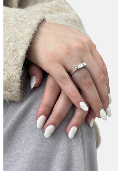 Minimal Edge Modern Tasarım Gümüş Kadın Yüzük modelleri