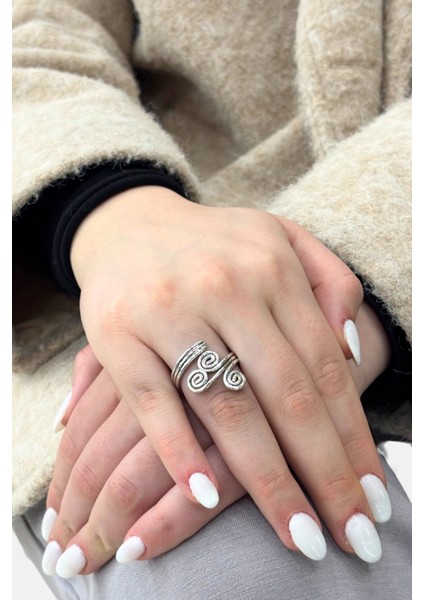 Sarmal Tasarım Ayarlanabilir Modern Tasarım Gümüş Kadın Yüzük