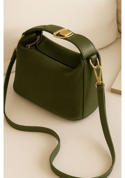 Lüks Süet Deri Detaylı Altın Aksesuarlı Omuz ve Çapraz Çanta fiyatları