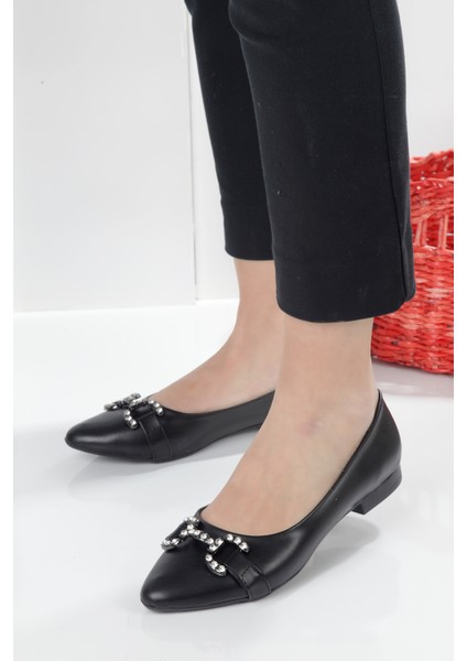 Sivri Burun Kadın Babet