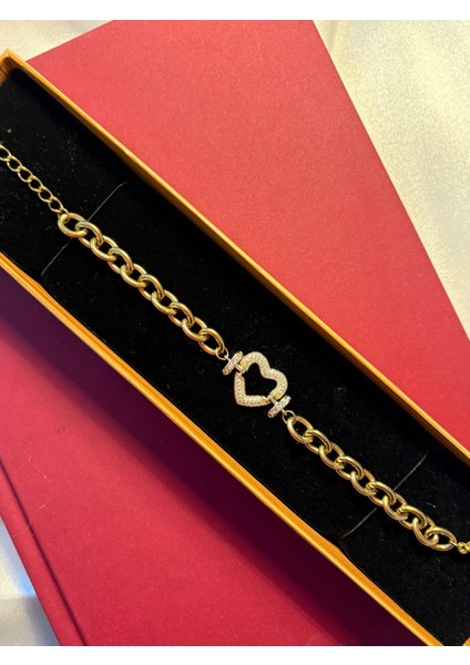 Çelik Gold Ortası Taşlı Kalp Bileklik Hediyelik fırsatları