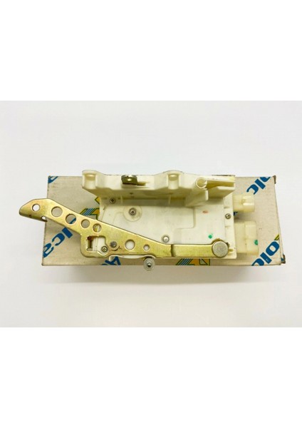 Opel Astra K 2016- Ön Panjur Krom Kuşaklı Oem No (39206367)