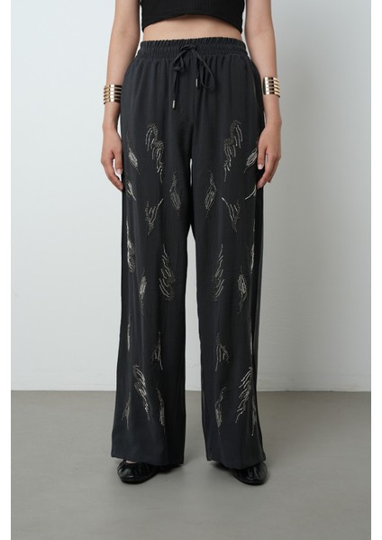 Kadın Önü Taş Işlemeli Düz Renk Beli Lastikli Bol Paça Pantolon