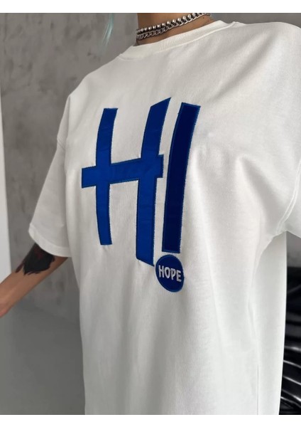 Unisex Nakış Işlemeli T-Shirt - Beyaz modelleri