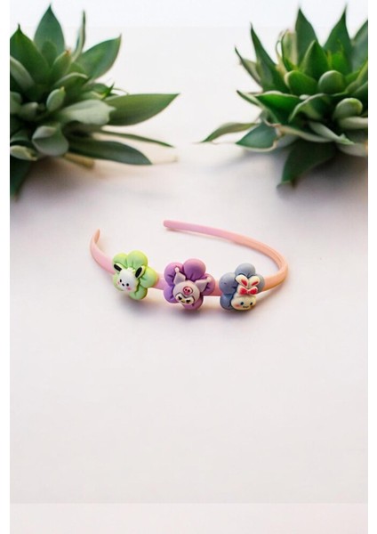 Çocuk Karakter Figürlü Parlak Renklerde Taç