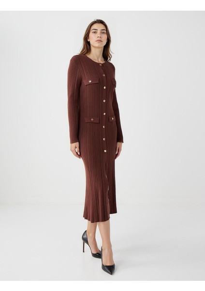 Kahverengi Dar Kesim Bisiklet Yaka Midi Triko Elbise fırsatları