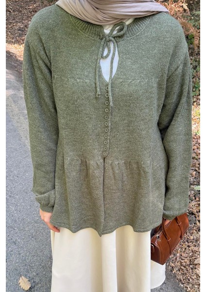 Yaka Bağlama Detaylı Kazak Haki modelleri