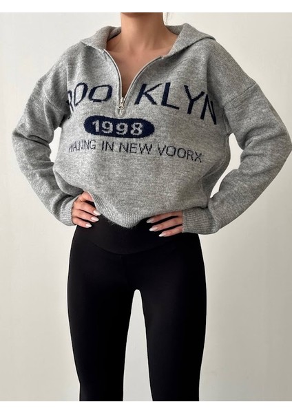 Yarım Fermuar Yaka Detaylı Kazak