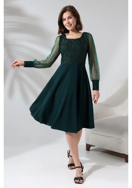 Simli Yuvarlak Yaka Elbise F119