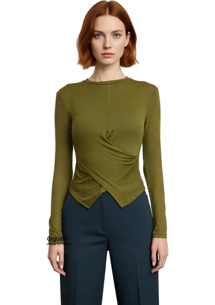 Stil Kadın Kruvaze Büzgü Drape Detaylı Vücuda Oturan Bluz Regular Örme Slim Kalıp Düşük Kol