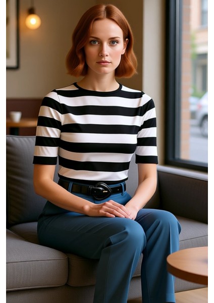 Moda Kare Yaka Triko Slim Çizgili Desen Casual Günlük Regular Kısa Kol Bluz