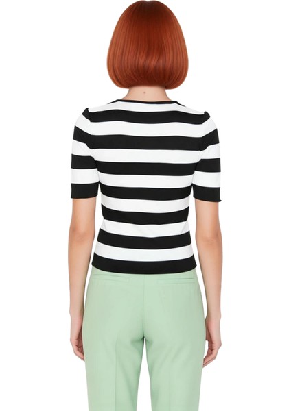 Moda Kare Yaka Triko Slim Çizgili Desen Casual Günlük Regular Kısa Kol Bluz modelleri