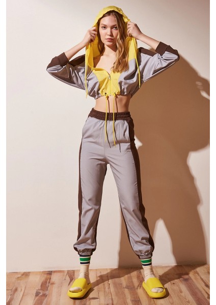 Kadın Salaş Fermuarlı Croplu Kapşonlu Sweatshirt Lastik Paça Spor Şık Eşofman Takımı