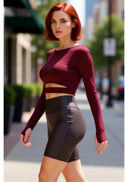 Kadın Crop Bisiklet Yaka Fitted Kalıp Örme Pencere Cut Out ve Baş Parmak Delik Detaylı Spor Üst Bluz fırsatları