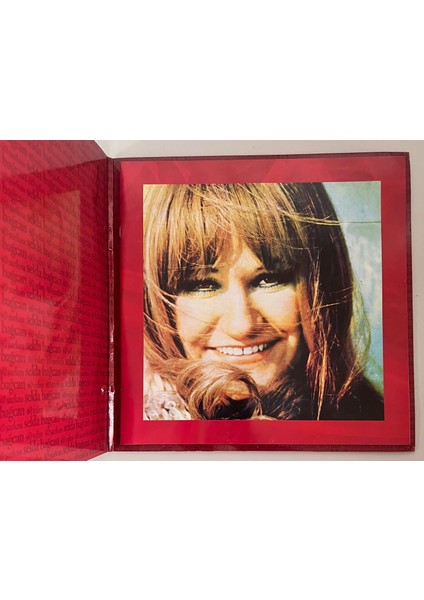 Selda Bağcan 40 Yılın Şarkıları Lp Plak (Kitapçık Mevcuttur Orjinal Plak) fiyatları