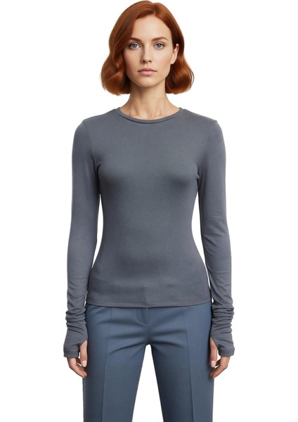 Kadın Viskon Çizgili Fitted Uzun Kollu Basic Bluz Cool & Comfort Persona Ile Günlük modelleri