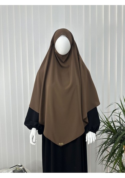 Tek Kat Medine Ipegi Pratik Bağlamalı Üçgen Sufle Eşarp Kahve ,hijab ( Hac ve Umre Için)