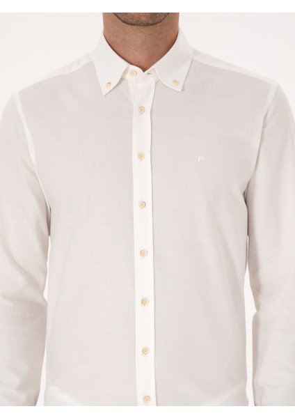 Erkek Beyaz Slim Fit %100 Pamuk Yakası Düğmeli Flanel Gömlek 50313122-VR013