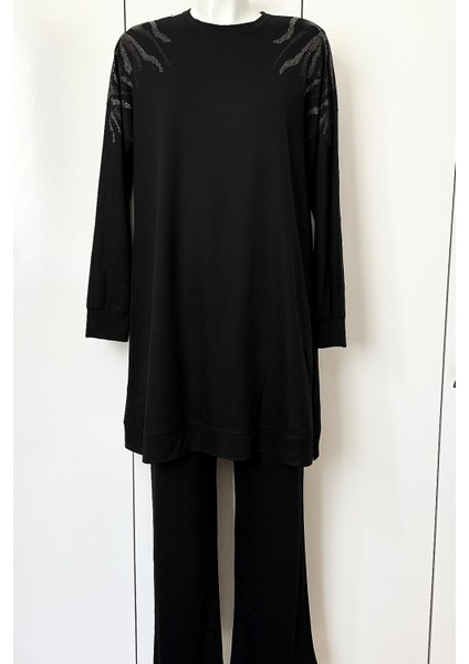 Omuzu Taşlı Ikili Takım