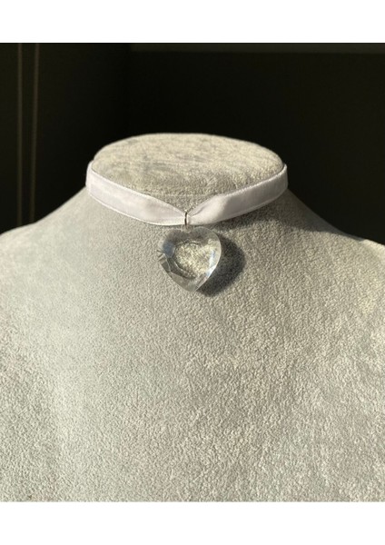Şeffaf Büyük Kalpli Kadife Choker Kolye modelleri