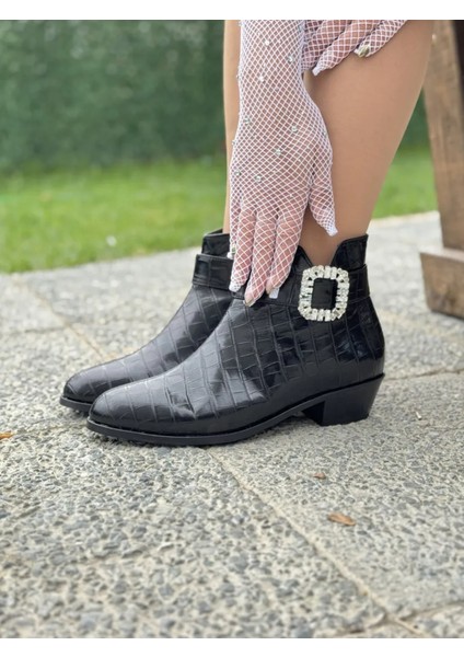 Marseil Kroko Desenli Kadın Deri Bot Taş Tokalı Şık Büyük Numara modelleri