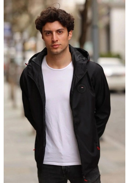 İçi Astarlı Su ve Rüzgar Geçirmez Erkek Cepli Yağmurluk fırsatları