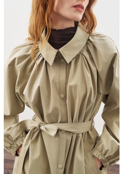 Oversıze Bağlamalı Midi Trençkot Haki fırsatları