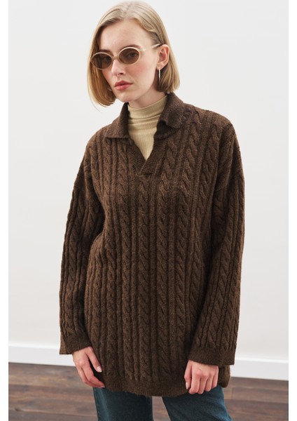 Yakalı Saç Örgü Kazak Kahverengi fiyatları