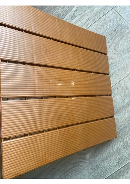 Plastik Deck – Ahşap Görünümlü Zemin Kaplama Karosu (30×30 Cm) (11 Adet)