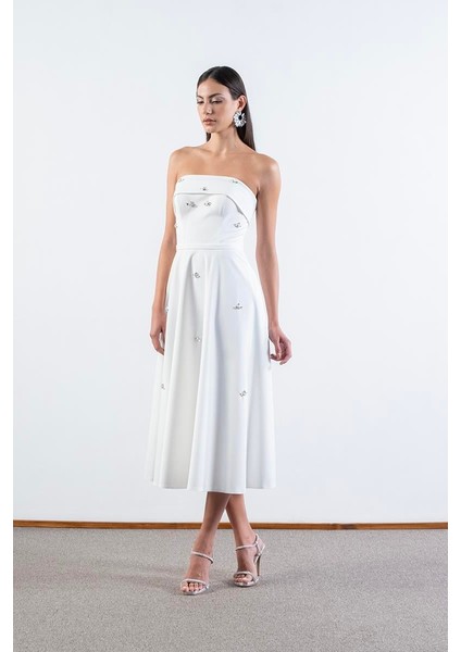 Peltz Straplez Yaka Kloş Taş Işleme Detaylı Kısa Abiye Elbise Ekru fiyatları